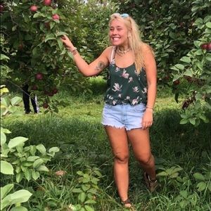 Meet your Posher, Emily